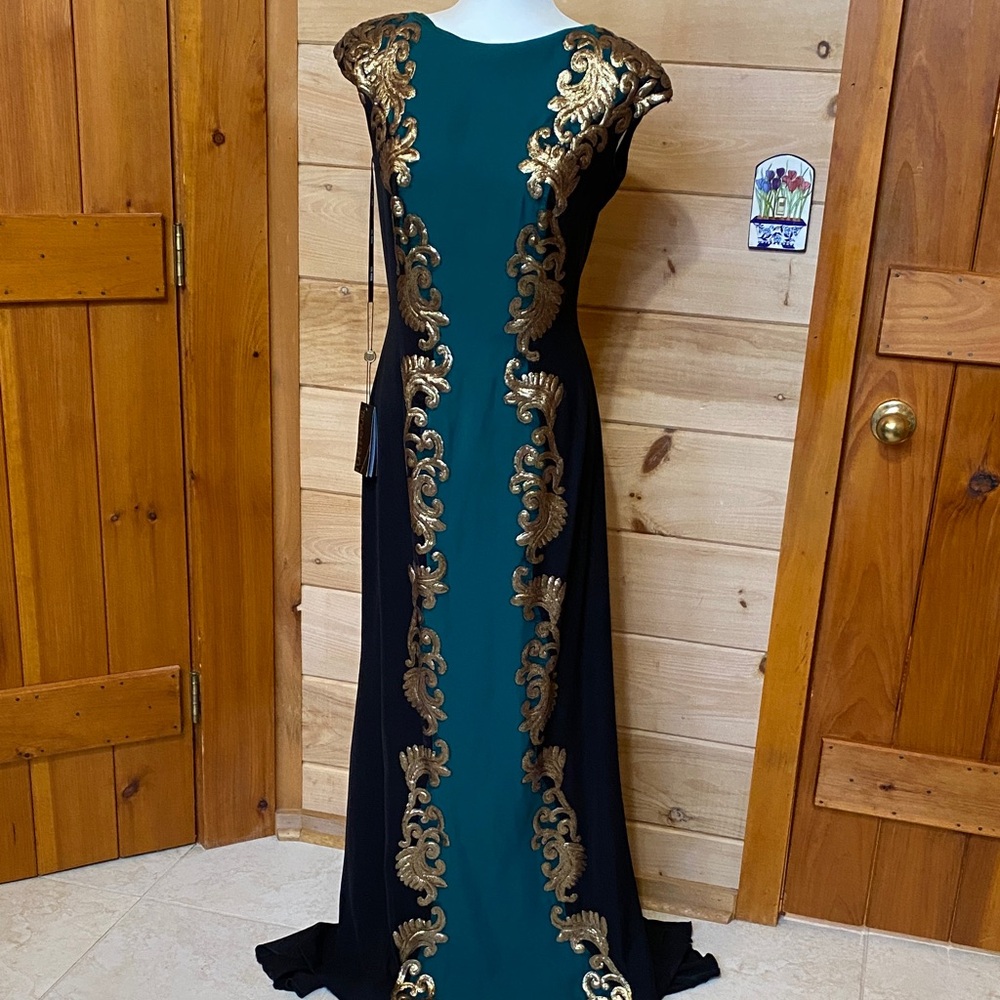 Tadashi Shoji Green Black gown Gold Embroidery and train. New w tag!